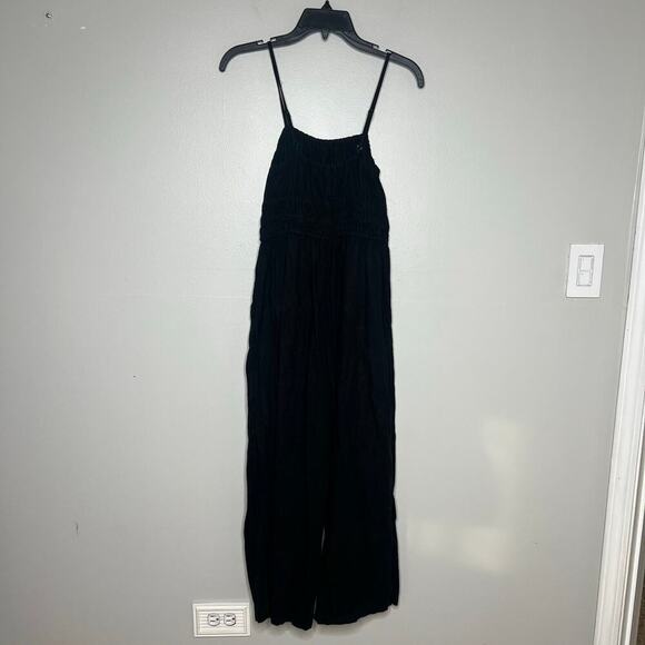Old Navy Women's Black Jumpsuit Size Small Sleeveless Smocked Adjustable Straps - Picture 4 of 6